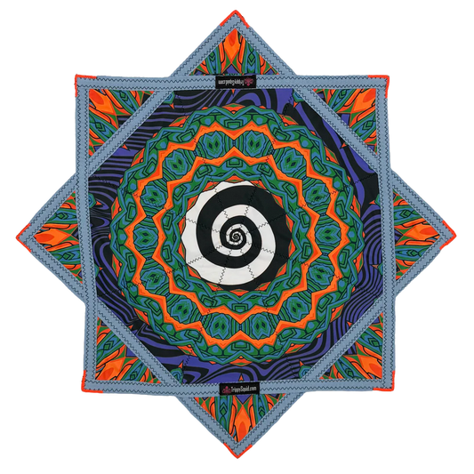 Hypno Pumpkin Flowstar (UV-Reactive) 26"