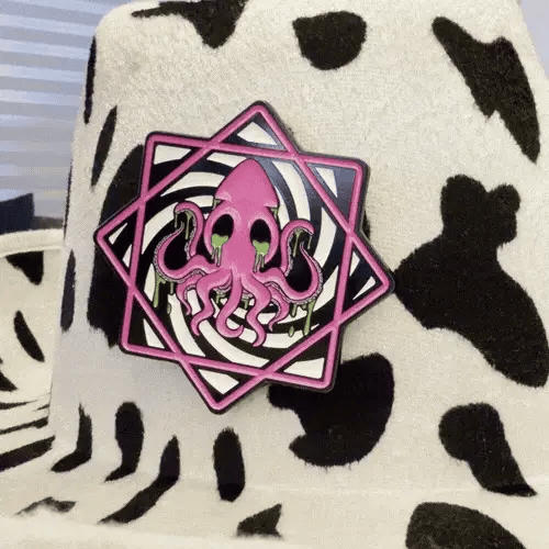 Trippy Squid Spinning Pin